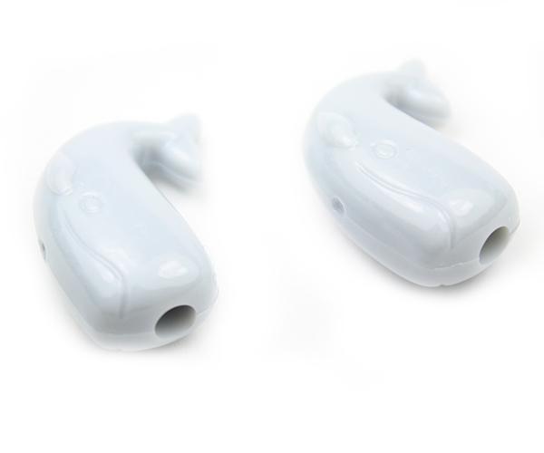 57128 グレイ 不透明(Opaque) 25mm クジラ ポニービーズ (10個)1枚目の画像